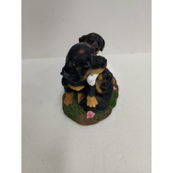 Vintage Puppy Love Rottweiler Dog Mom And Puppies Figurine Collectible Resin - Picture 4 of 9